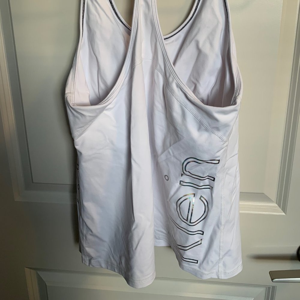 Calvin Klein Performance Racerback logo - Picture 7 of 7
